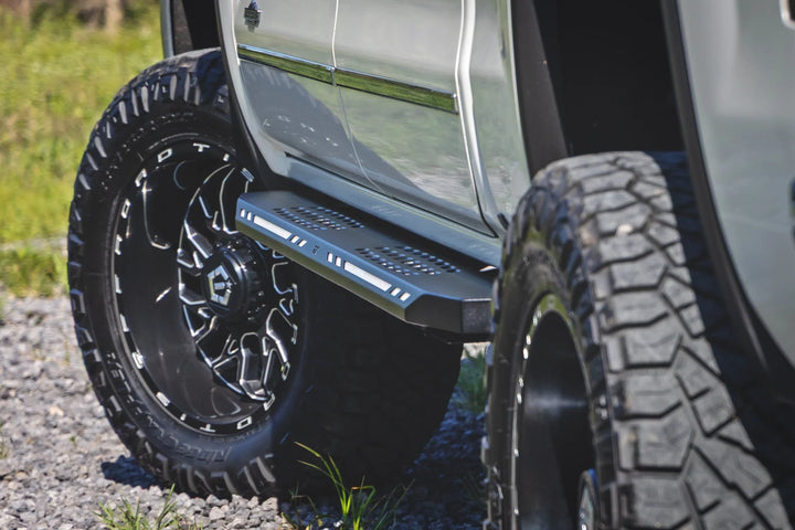 AC2 Running Boards-Amber/White | Crew Cab | Chevy/GMC 1500 (2007-2018)