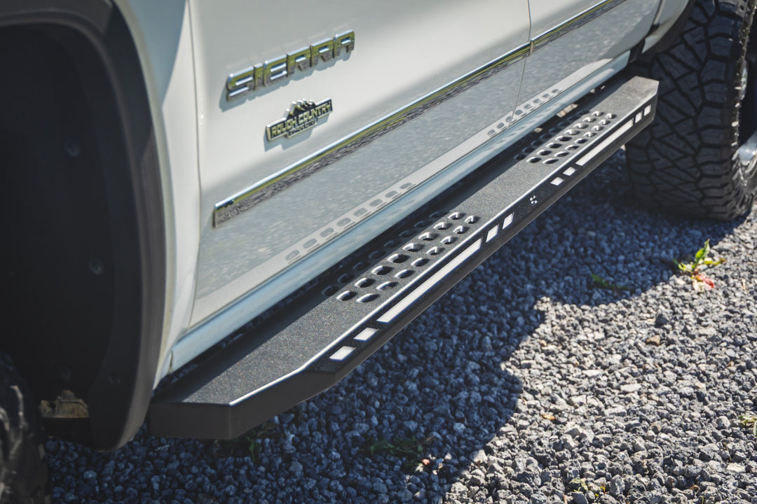 AC2 Running Boards-Amber/White | Crew Cab | Chevy/GMC 1500 (2007-2018)