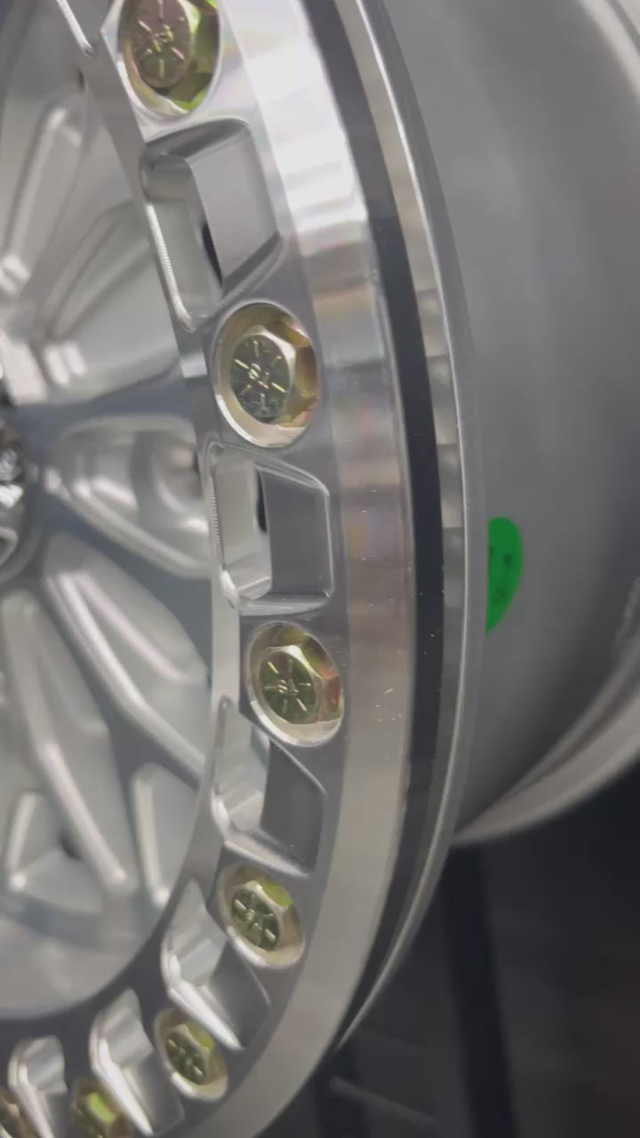 MSA BOLO Beadlock Wheel