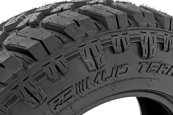 265/70R17 Rough Country M/T