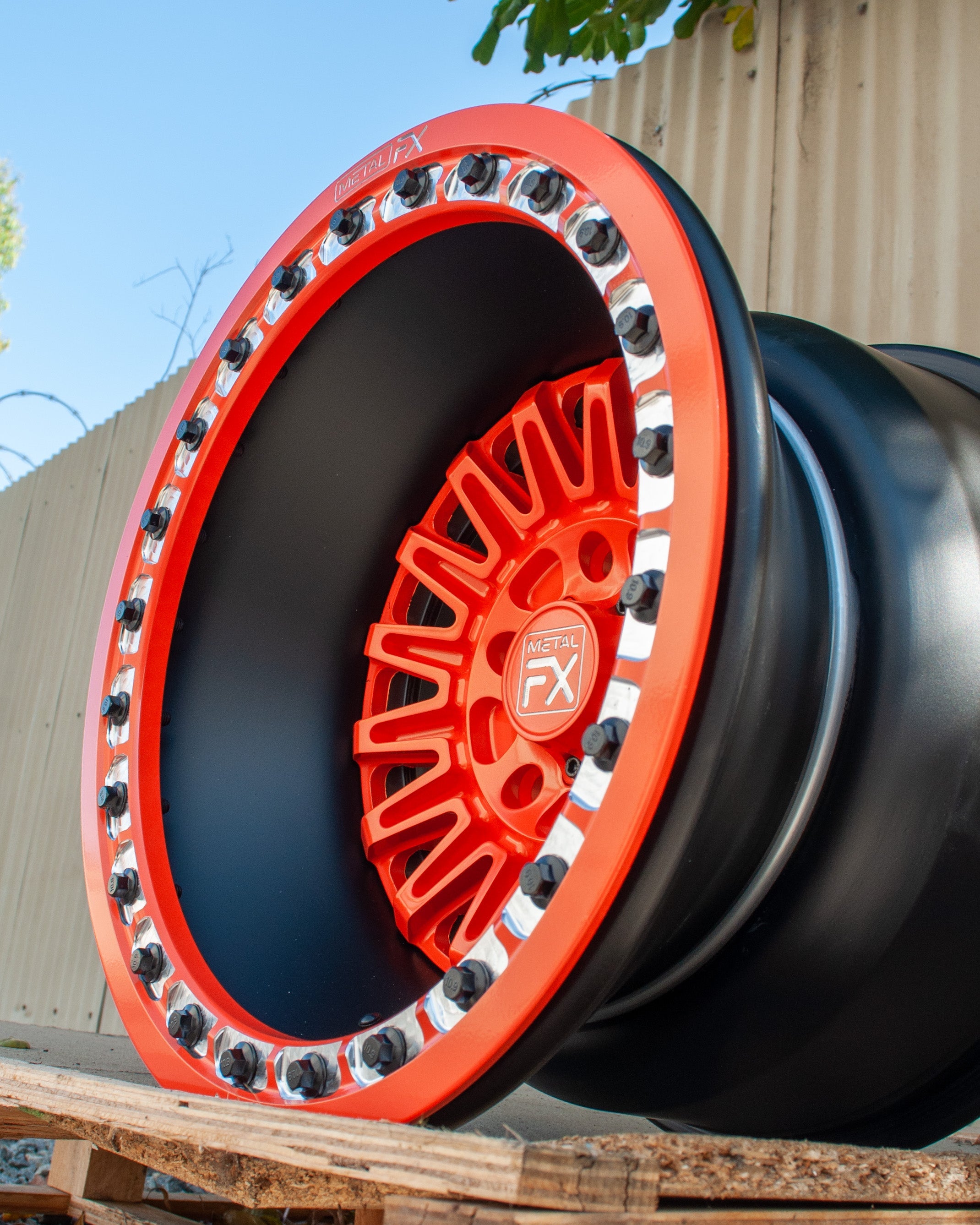 Velocity R - Forged 3-Piece - Beadlock - Custom | Metal FX Offroad